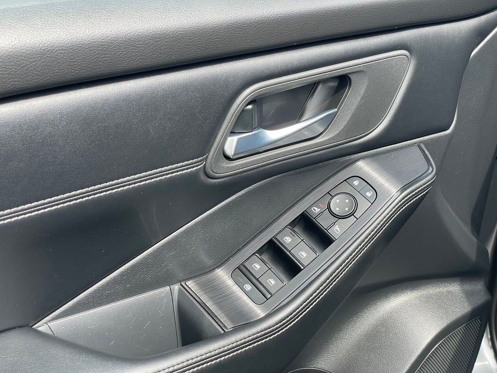 2024 Nissan Rogue SV PREMIUM