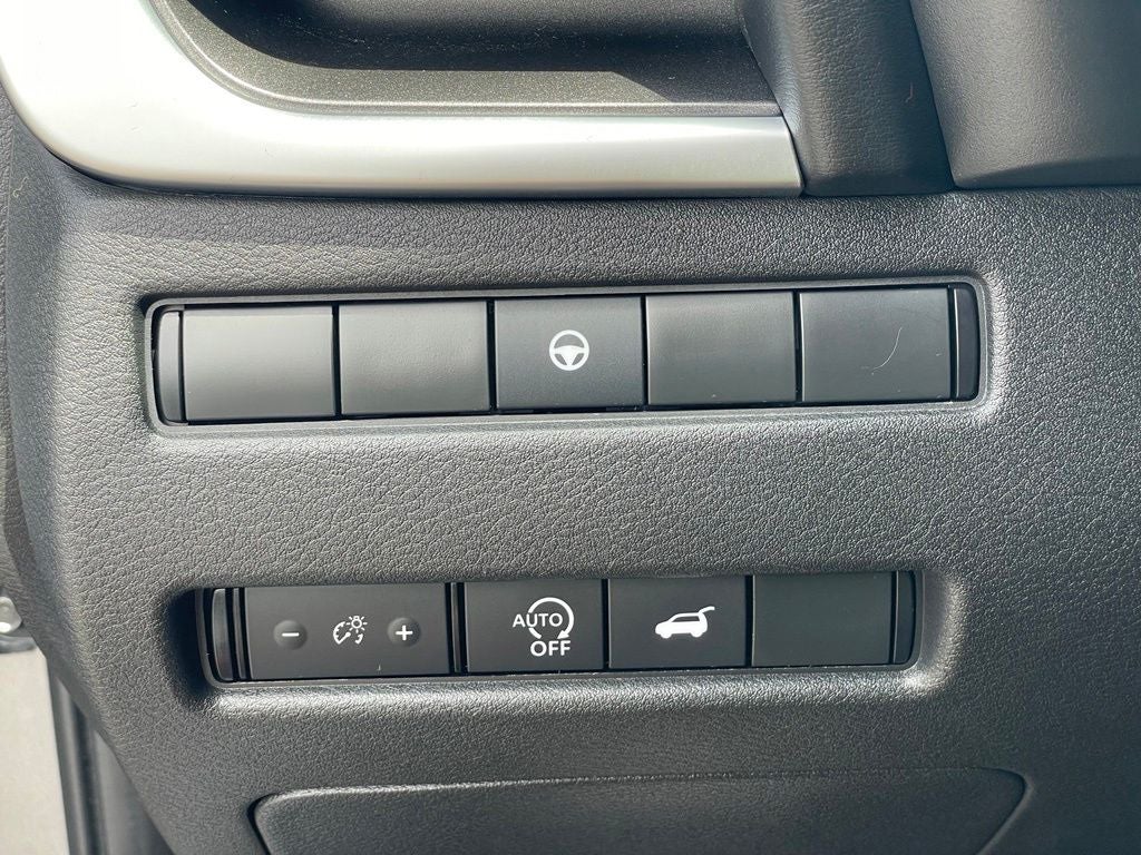 2025 Nissan Rogue SV Premium