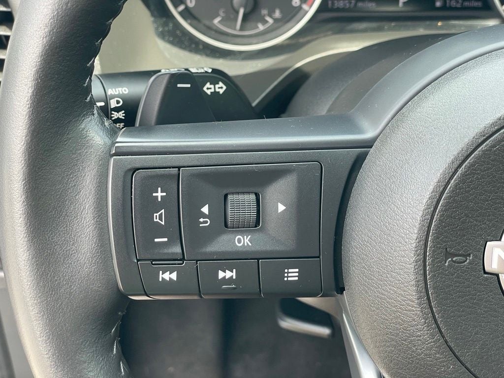 2025 Nissan Rogue SV Premium