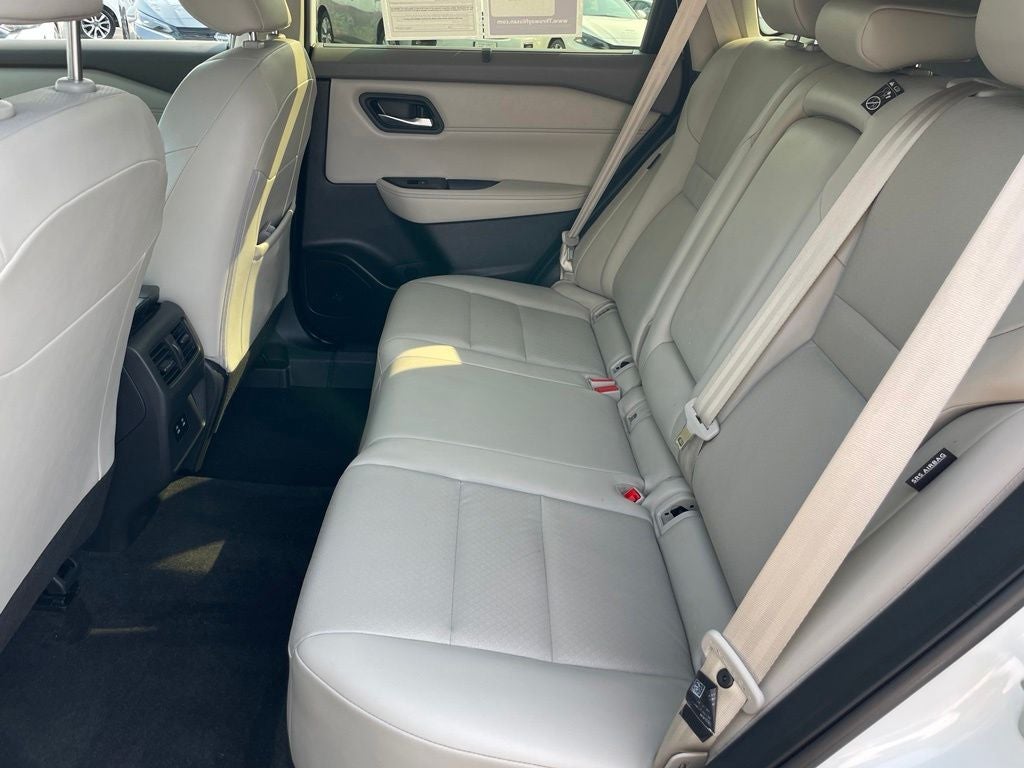 2024 Nissan Rogue SV Premium