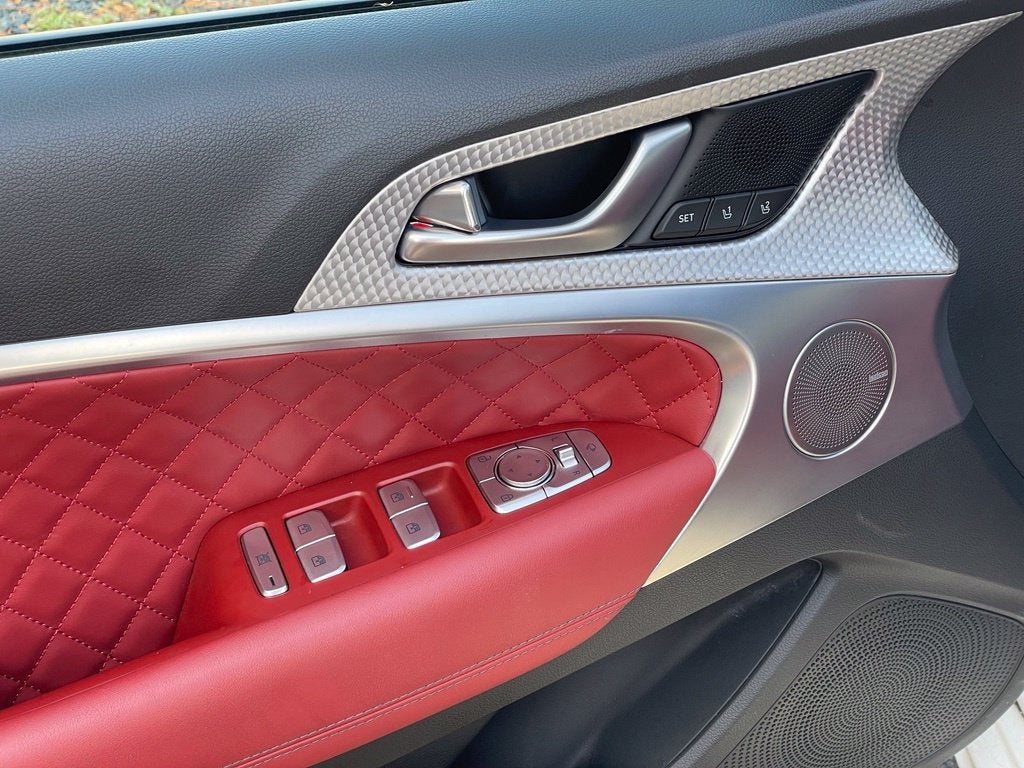 2023 Genesis G70 3.3T
