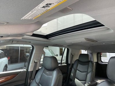 2019 Cadillac Escalade Luxury