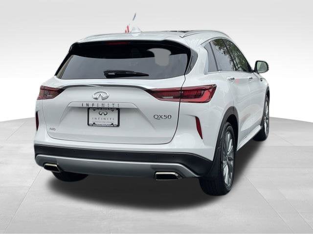 2023 INFINITI QX50 LUXE