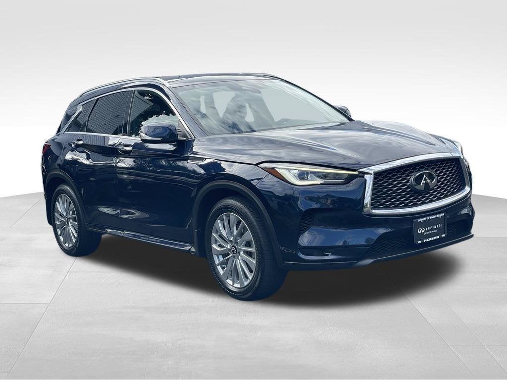 2023 INFINITI QX50 LUXE AWD