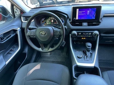 2024 Toyota RAV4 Hybrid LE