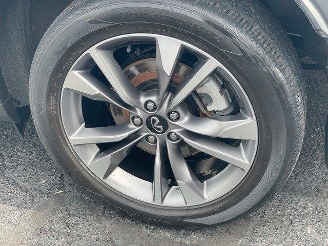 2023 INFINITI QX60 LUXE AWD