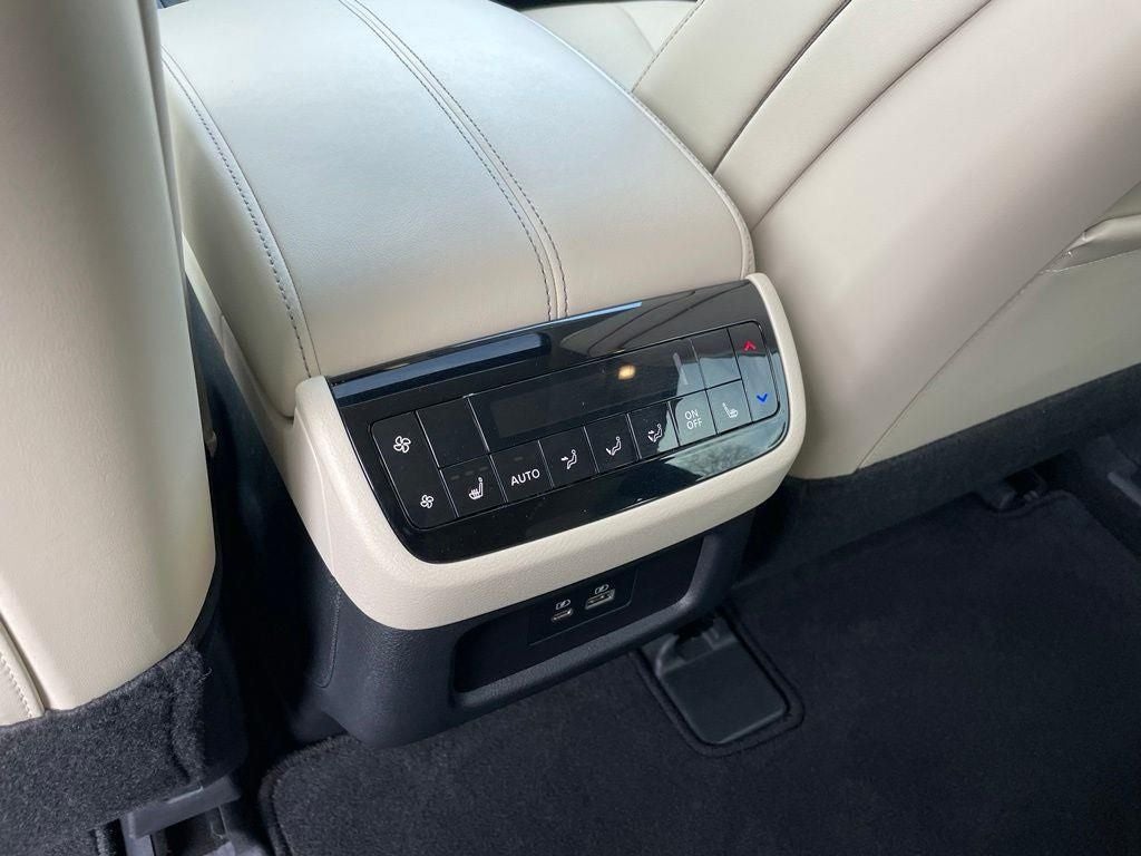 2023 INFINITI QX60 LUXE AWD
