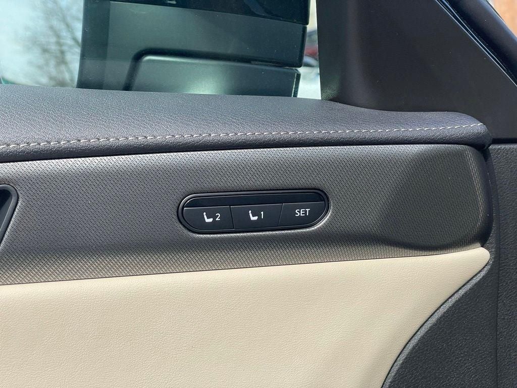2023 INFINITI QX60 LUXE AWD