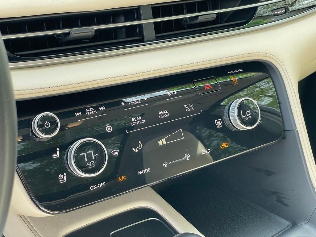 2023 INFINITI QX60 LUXE AWD