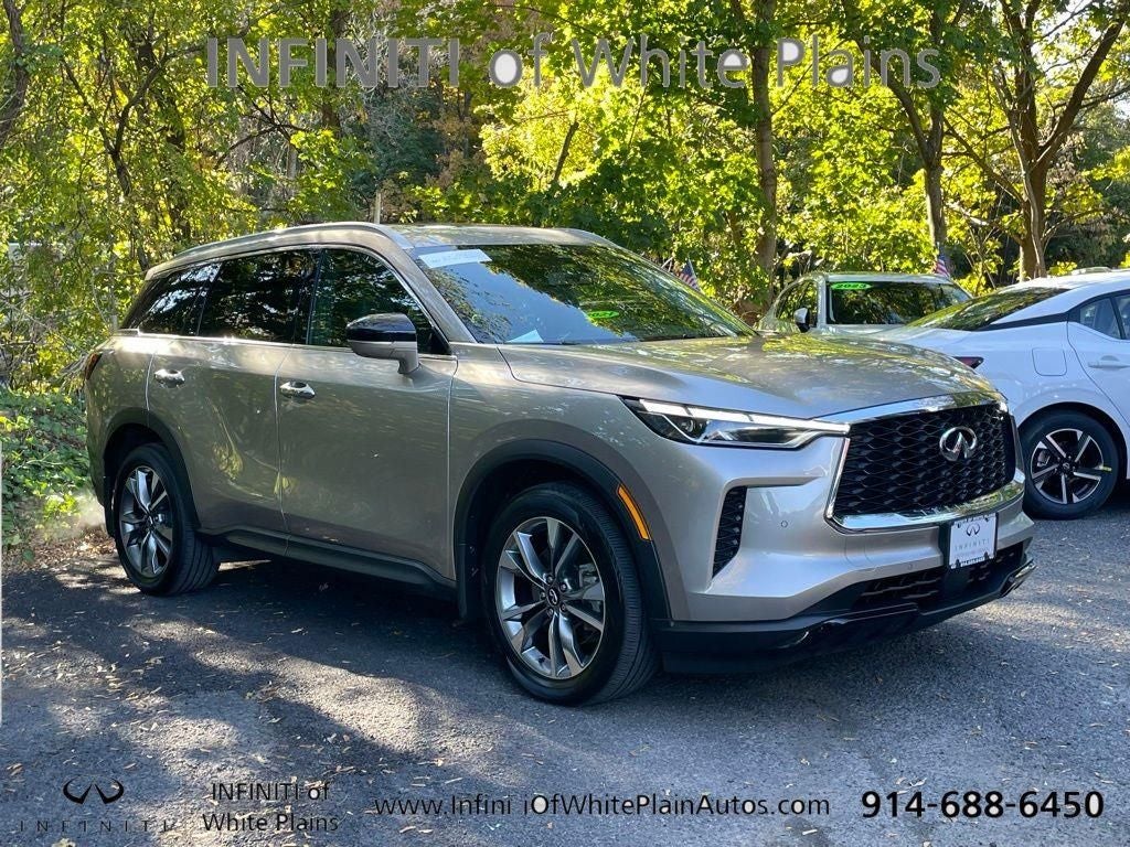 2023 INFINITI QX60 LUXE AWD