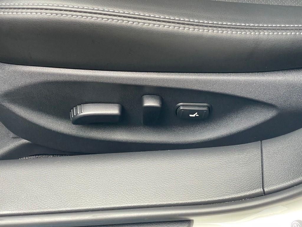 2022 INFINITI Q50 LUXE AWD