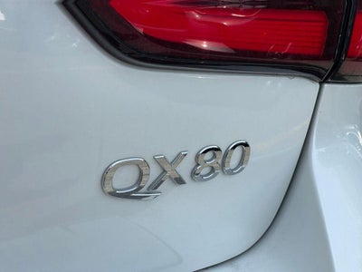 2023 INFINITI QX80 Premium Select