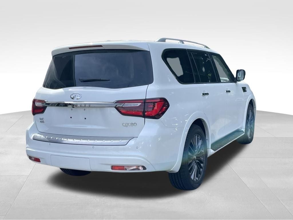 2023 INFINITI QX80 Premium Select