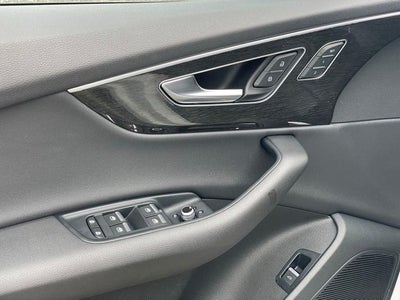 2021 Audi Q7 45 Premium Plus quattro