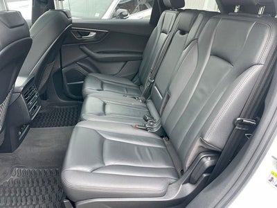 2021 Audi Q7 45 Premium Plus quattro