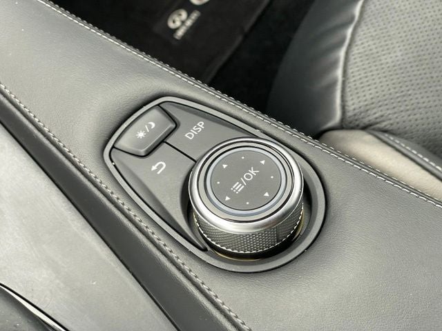 2023 INFINITI QX55 LUXE