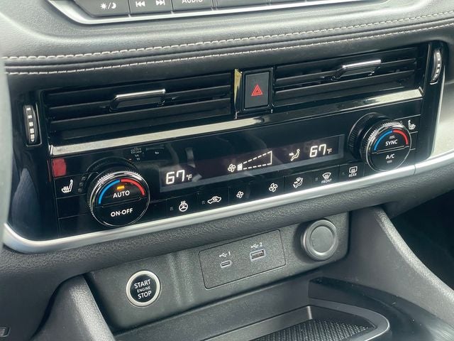 2023 Nissan Rogue SV Premium