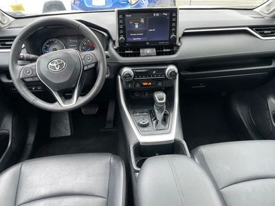 2022 Toyota RAV4 Hybrid XLE Premium