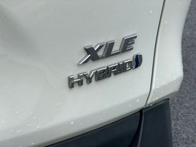 2022 Toyota RAV4 Hybrid XLE Premium