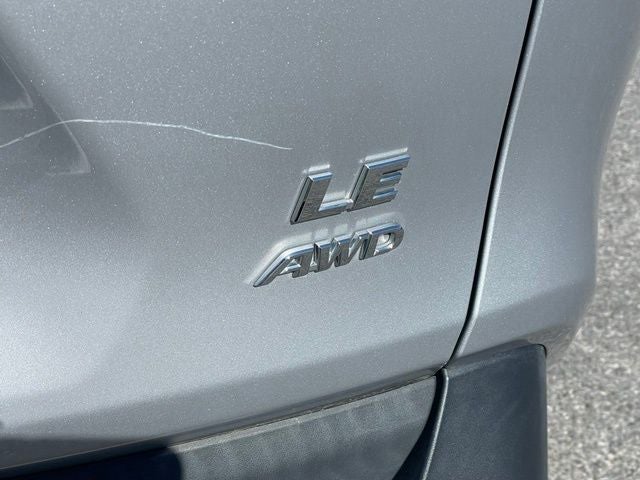 2020 Toyota RAV4 LE