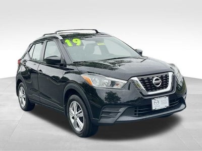 2019 Nissan Kicks S